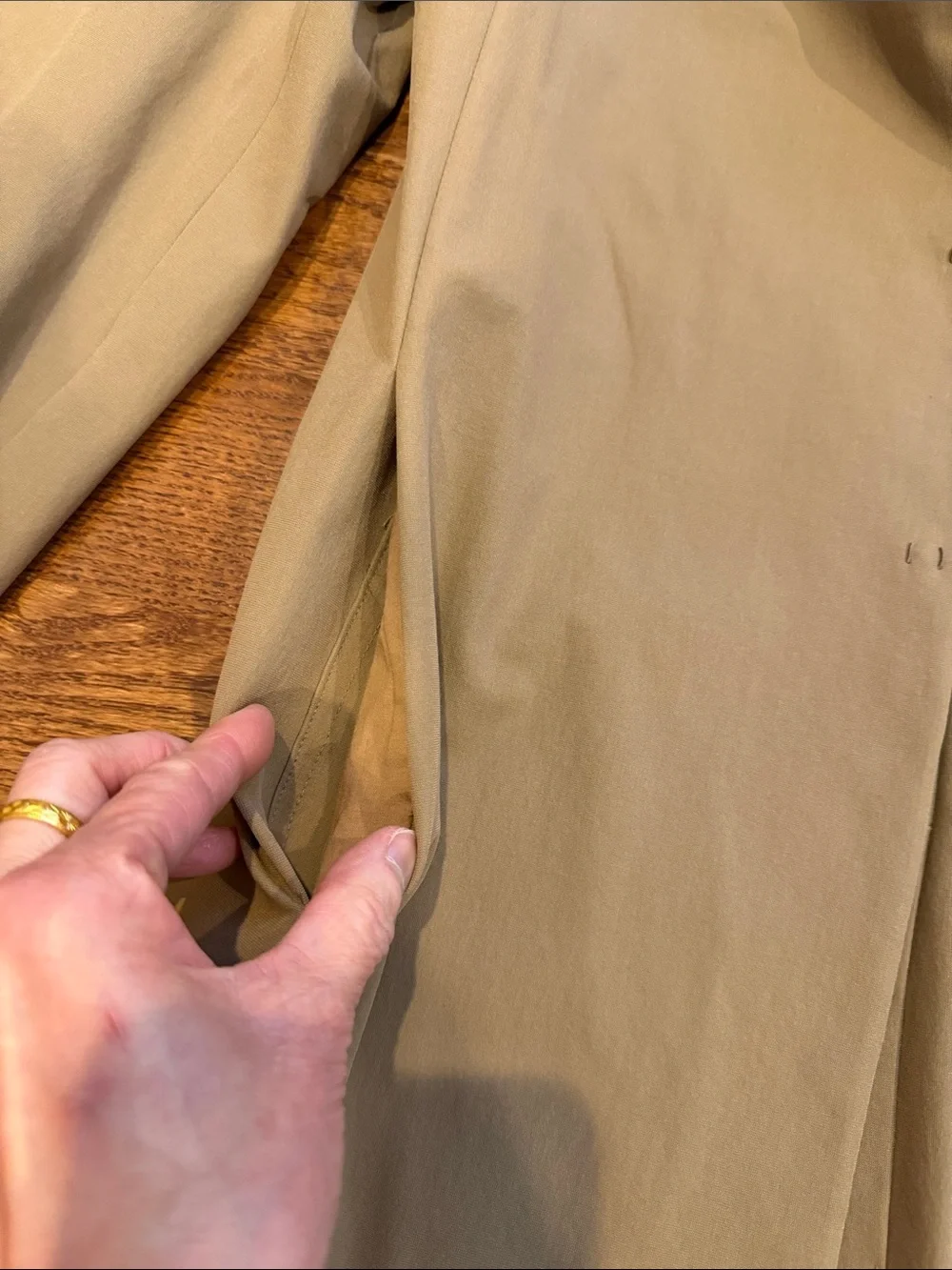 Burberry Prorsum Classic Women’s Beige Single-Breasted Coat - Picture 9 of 12